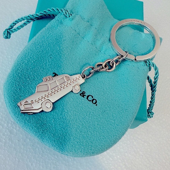 🚕 Vintage Tiffany & Co. Taxi Cab Keychain Accessory - Picture 8 of 10